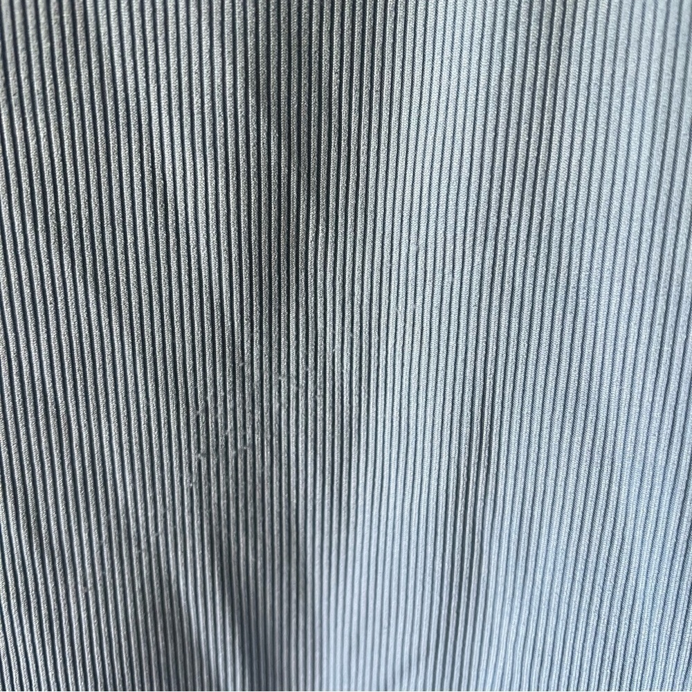 SHEIN Light Blue Ribbed Tie Back Tank Size Large - Picture 3 of 5